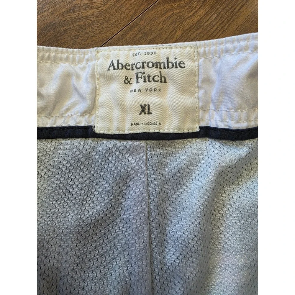 Abercrombie & Fitch Mens XL Blue Pink Plaid Board Shorts Swim Trunks Mesh Lined